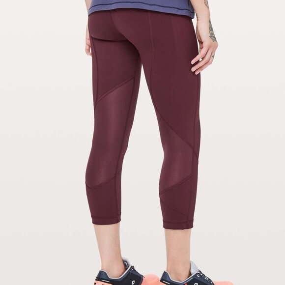 Lululemon Pace Rival Crop in Dark Adobe (Burgundy Maroon) 22" Length, Size 4 EUC - Picture 7 of 9